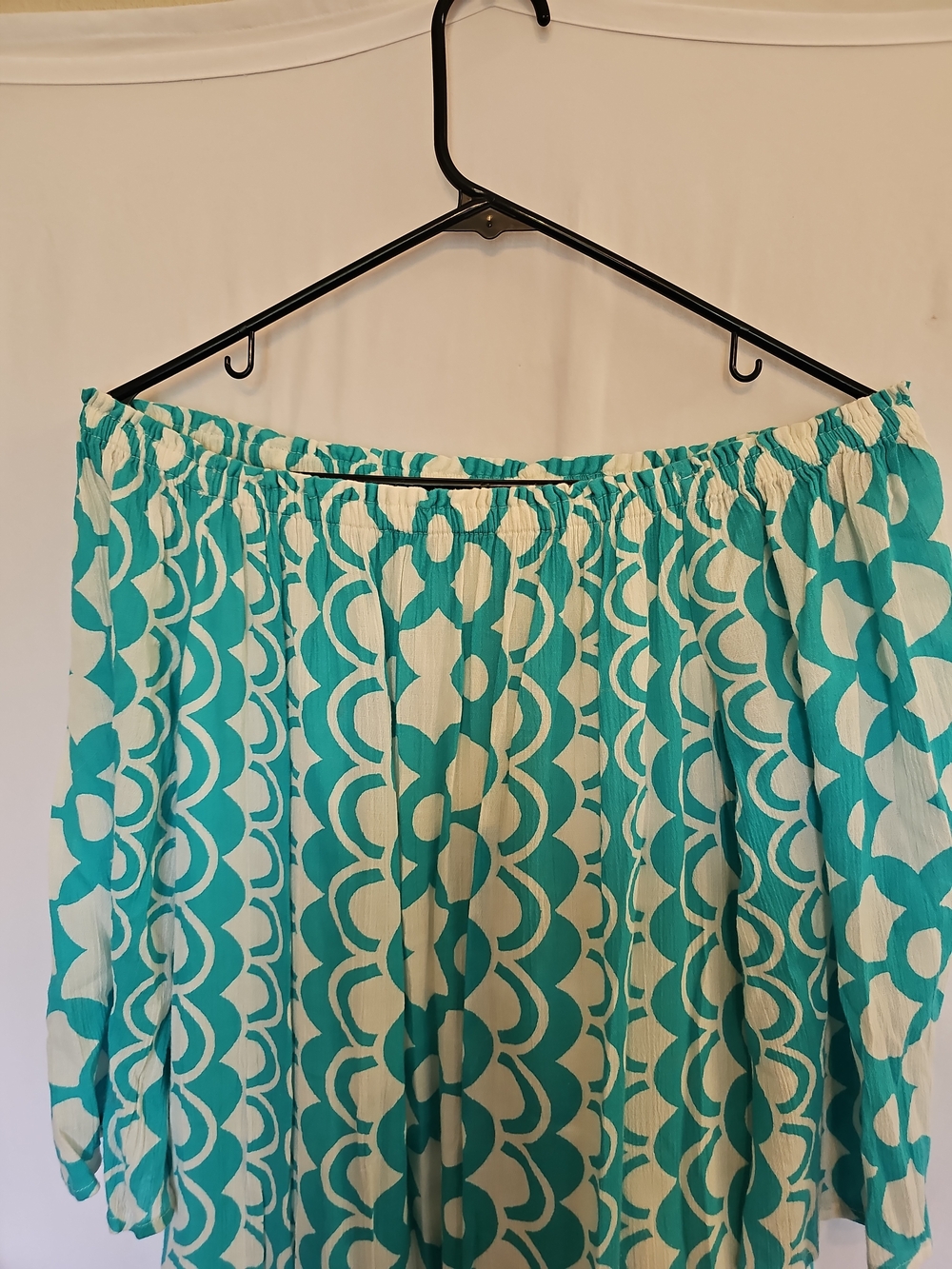 Crown & Ivy Off-the-Shoulder Printed Shift Dress | XS - Picture 3 of 7